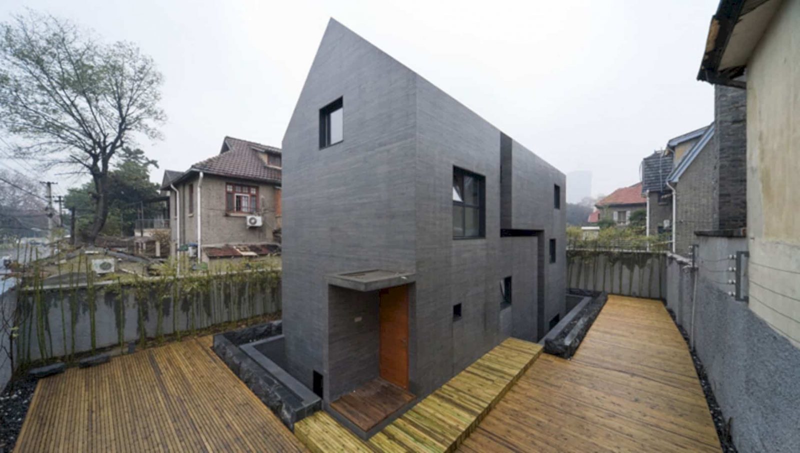Concrete Slit Housee 7