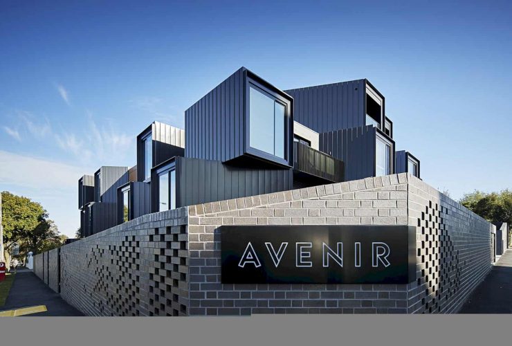 Avenir 5