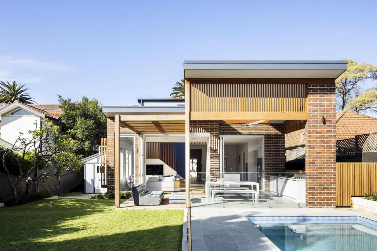 Lacuna House 12