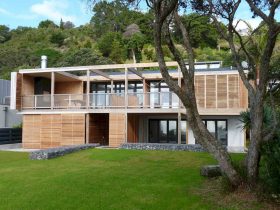 Onetangi Bach 1