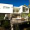 Glass House 9