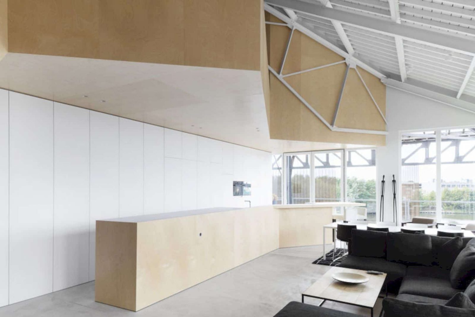 Loft Loods 22 10