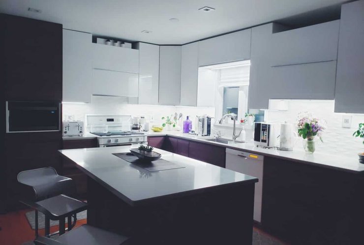 Rectangular White Island Table In Kitchen 2398375