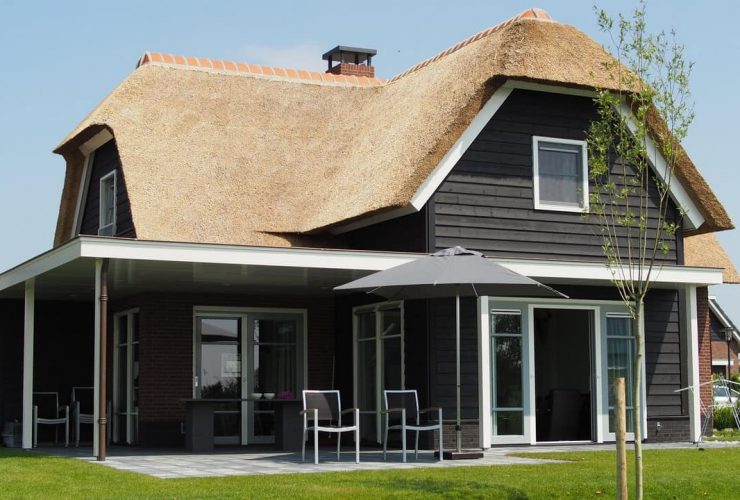 Black And Brown Wooden House 1105754