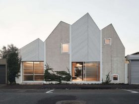 RaeRae House 18