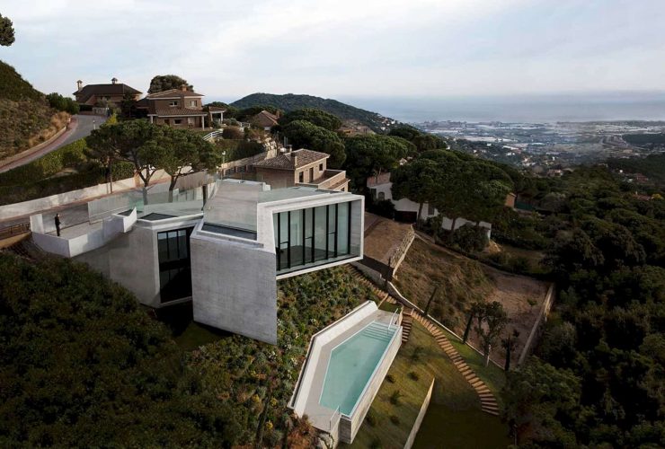 X House 13