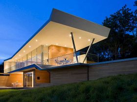 House On Mt Merino 5