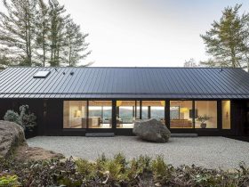 Ledge House 6