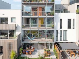 Three Generation House 11
