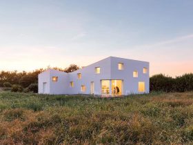 House For A Photographer 9
