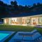 Leslie Lane Residence 2