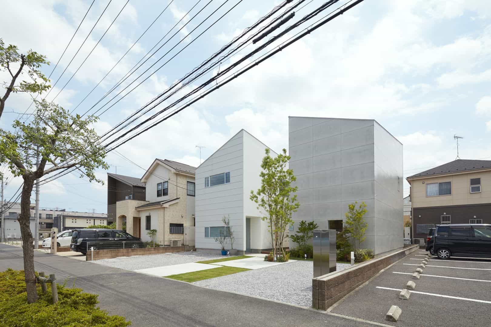Minami Yoshikawas House 22