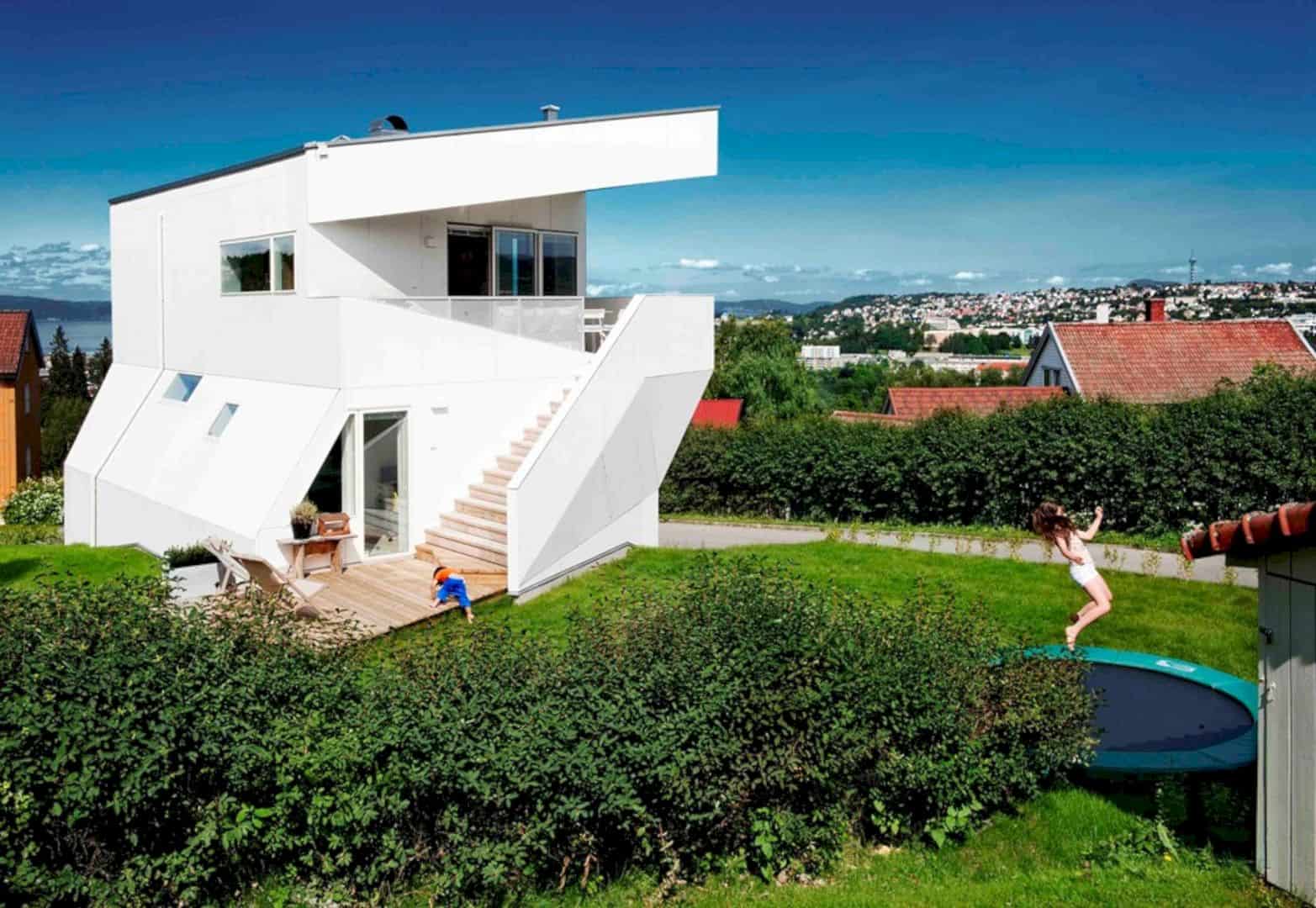 The Polite House 10