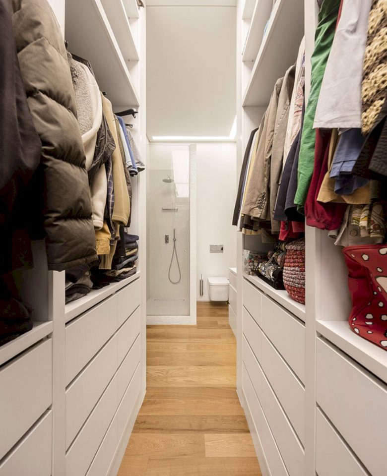 4 Walk-In-Closet Layout Ideas That'll Maximize Your Small Space