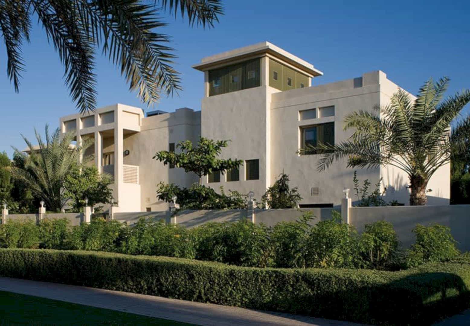 Villas At Emirates Hills 5