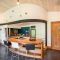 Butterfield Road House 6