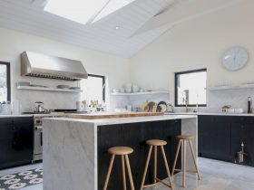The Black House 16