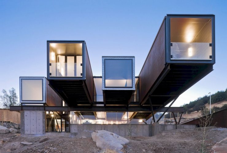 Caterpillar House 8