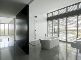 Mcleod House 10