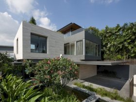 Travertine Dream House 18