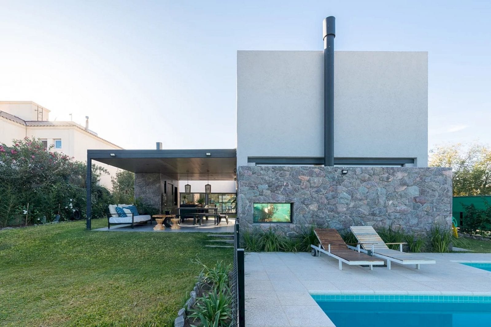 LVF House 25
