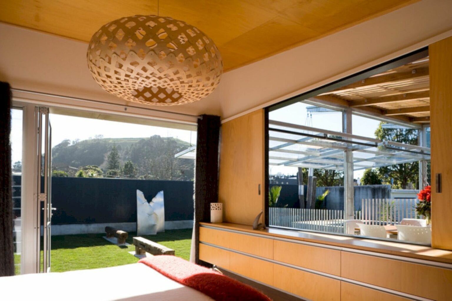 Urban Shed: Transformation of A 1920's Bungalow into A Modern ...