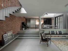 End Lot House 6