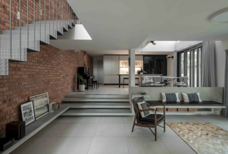 End Lot House 6