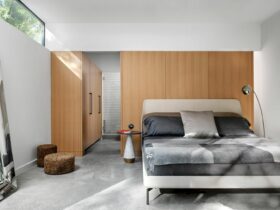 E2211 House 2