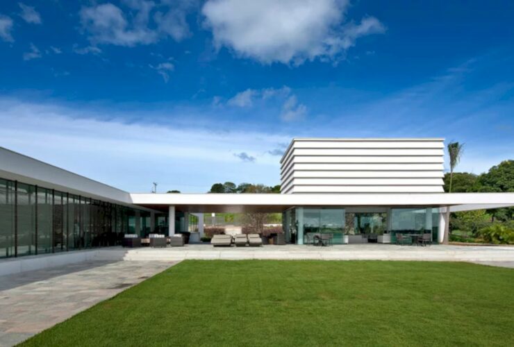 Feliciano House 3