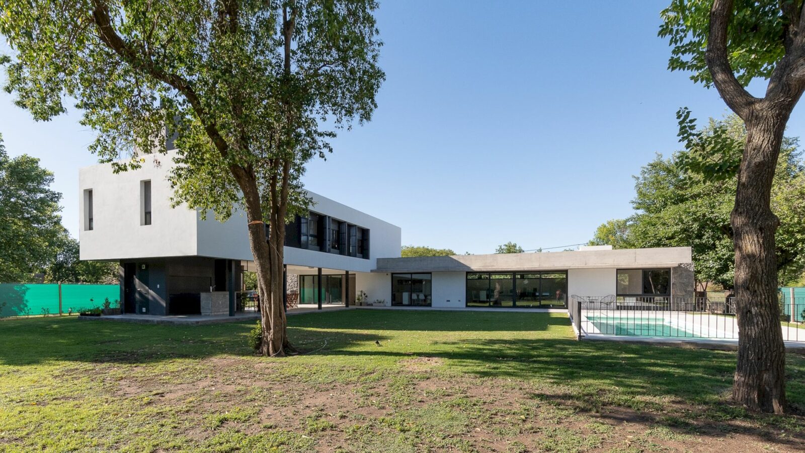 MG House 38