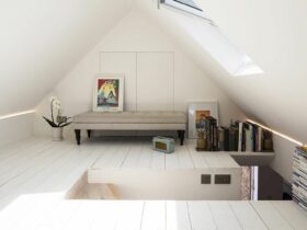 Sister's House 9