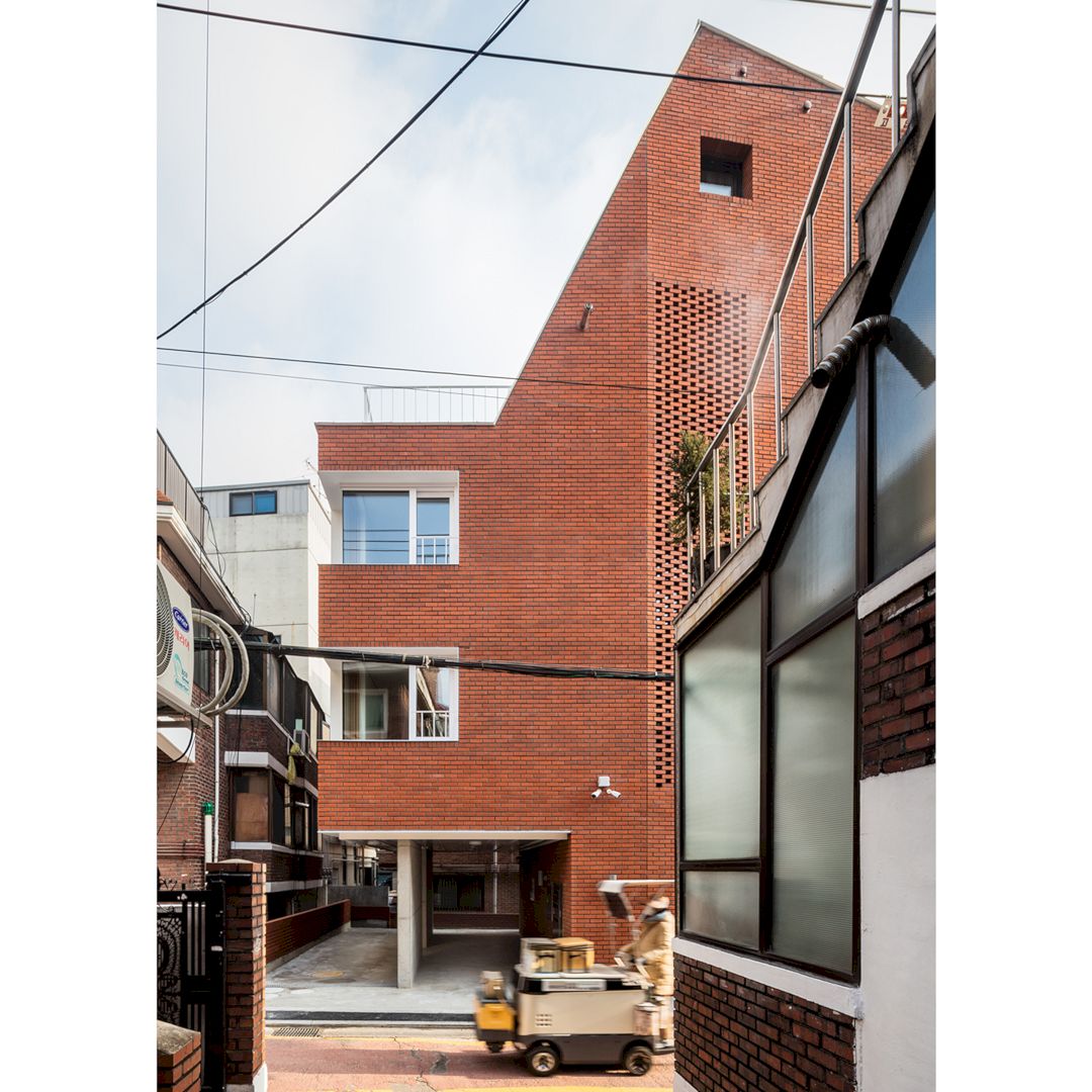 Sista House Housing By Junghee Lee 1
