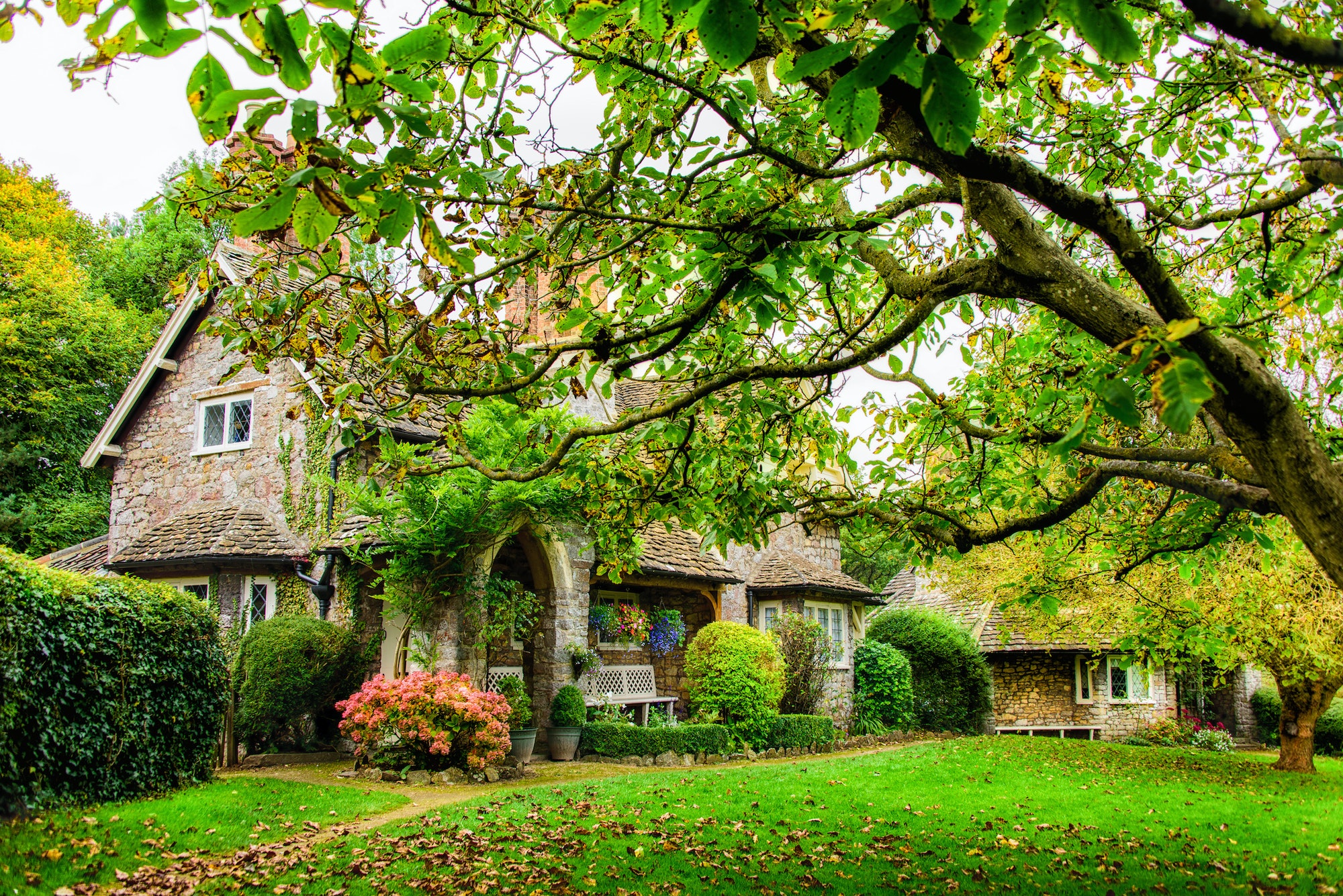 A quaint English cottage in Autumn