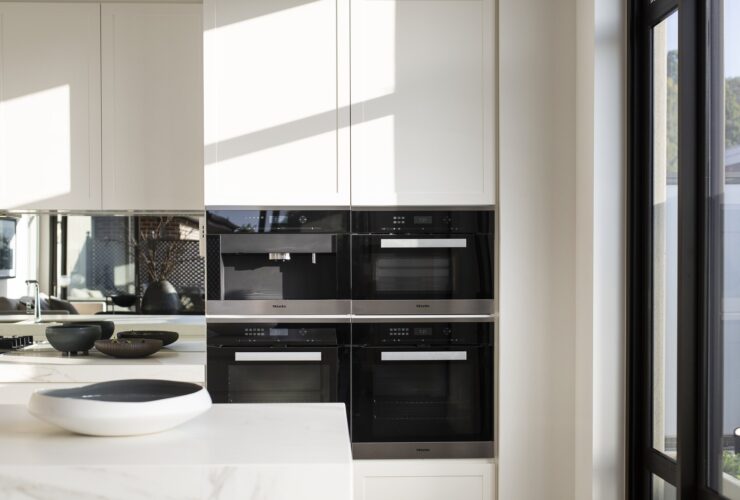 Modern Oven