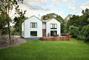 Modern residence