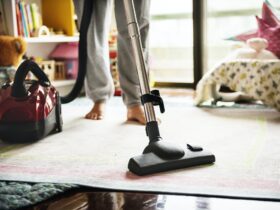 Woman do house cleaning
