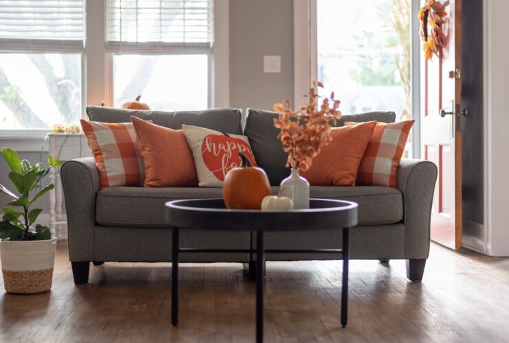 Living room decorated for autumn holidays