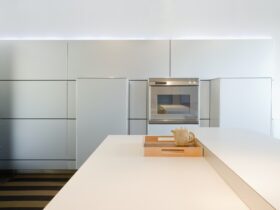 Minimalist, modern kitchen