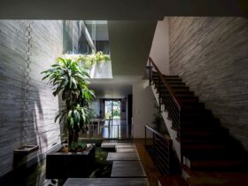 S House 7
