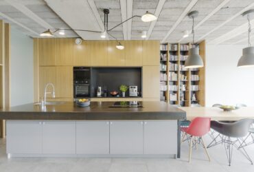 Spacious modern kitchen