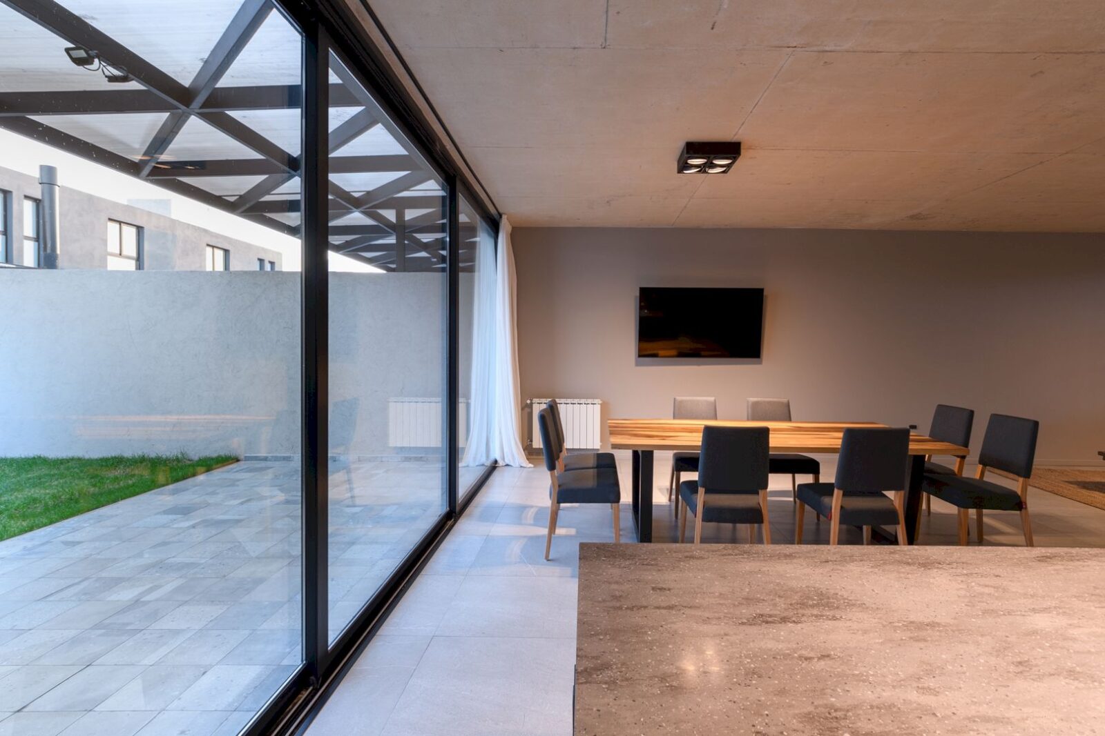 HOMES & CO 13