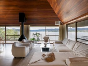 Lake House 8