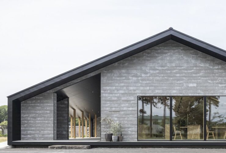 Obori Soma Ware Matsunaga Kiln Shop And Atelier By Naoya Tochio 4