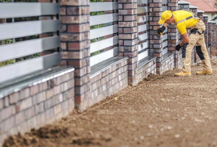 Residential Decorative Fence Building