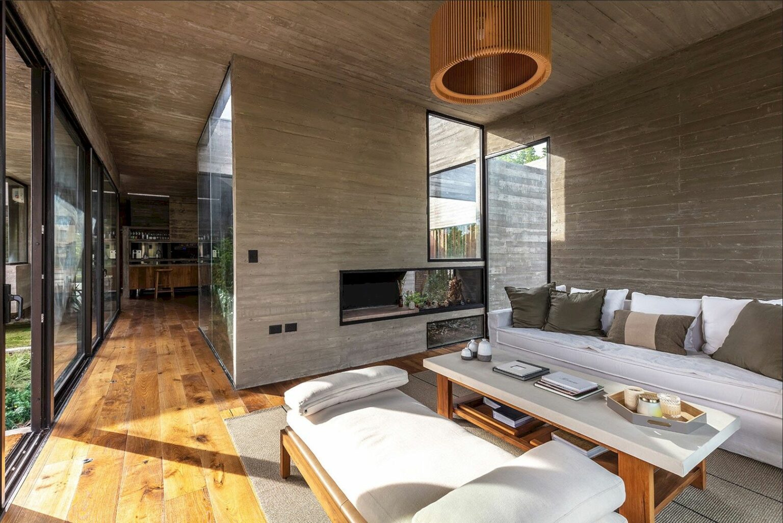 10 Living Room Designs With Clean-Lined Furniture With Casual Materials