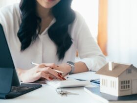 How Much Do You Lose Selling a House As Is?