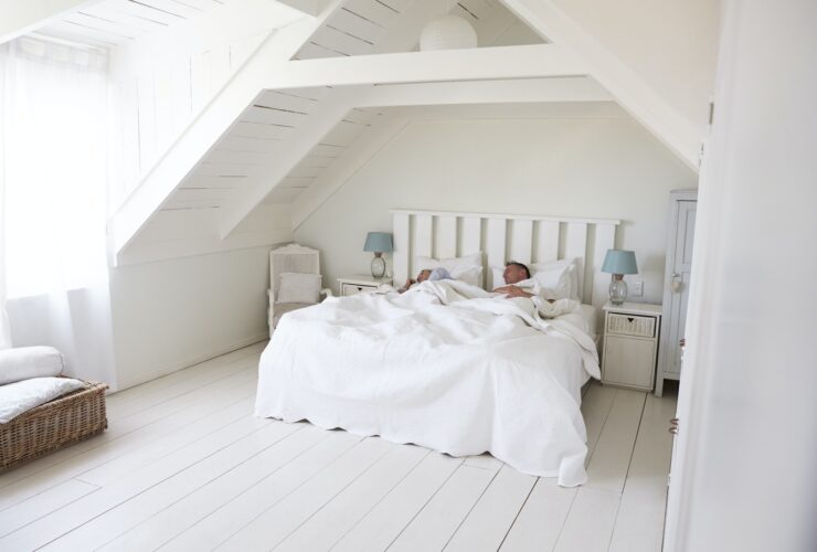 10 Simple And Airy Bedroom Ideas With Stylish Interiors