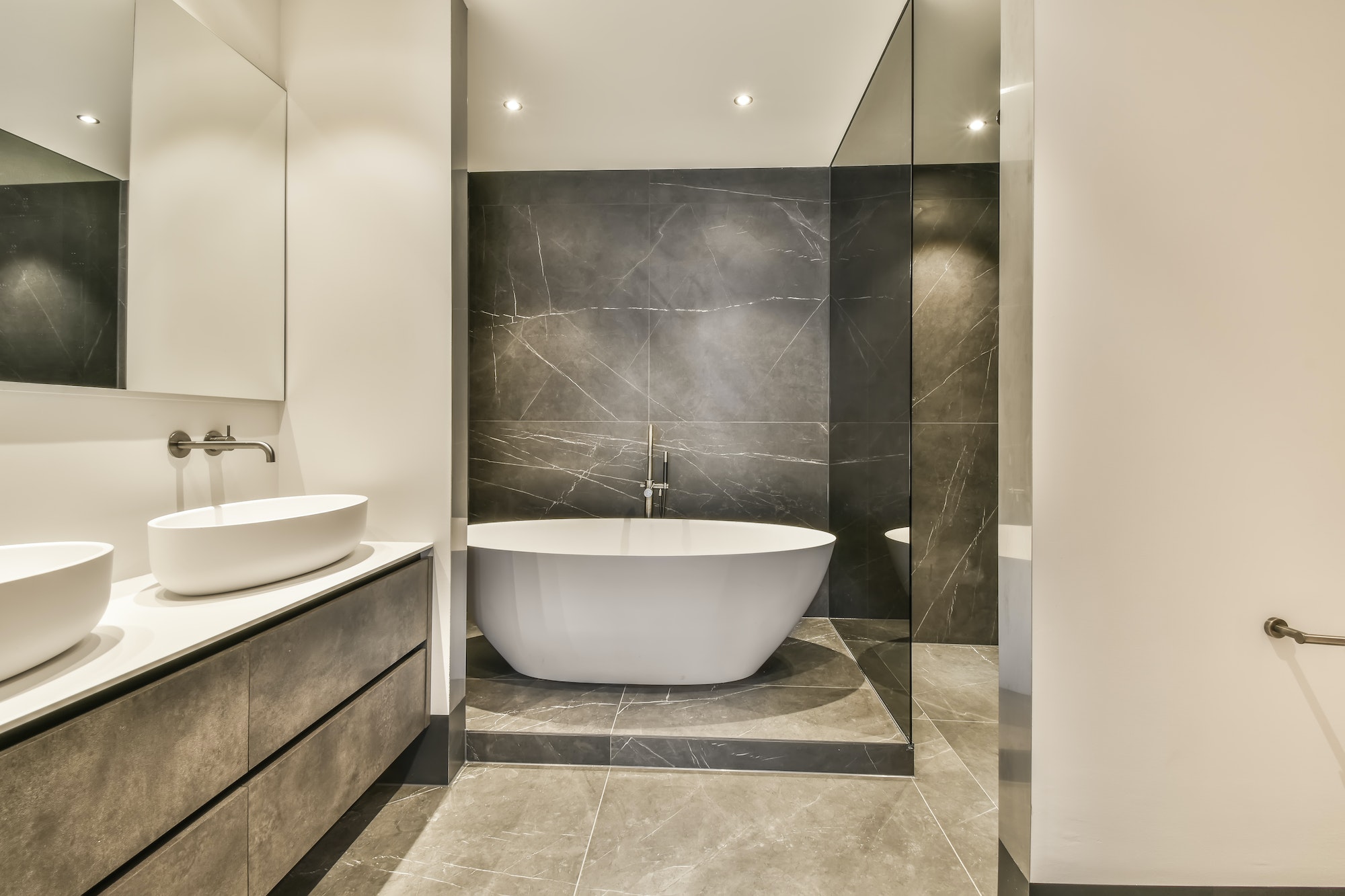 7 5 Stars Hotel-Like Bathroom Ideas with Marbles Everywhere