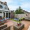 10 Modern Backyard Ideas with Swimming Pool And Adjacent Lounge Area